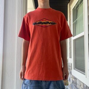 Quiksilver Men's Orange and Red T-shirt